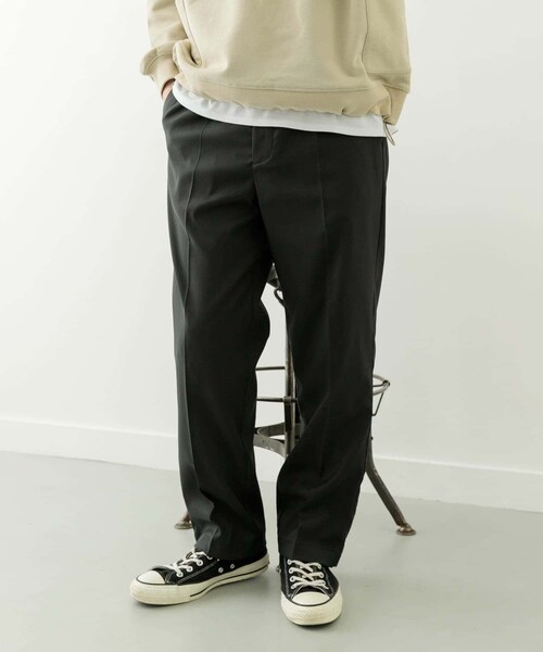 ITEMS URBANRESEARCH(アイテムズ アーバンリサーチ)の「1-tuckストレッチイージーパンツ(その他パンツ・メンズ・GRY/BEG/BRN/BLK・M/L)」の9枚目の写真