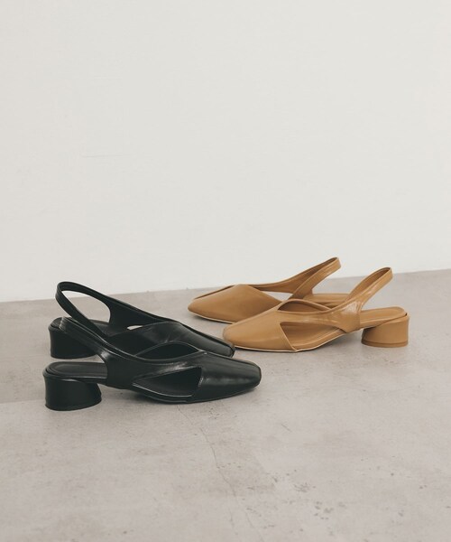 KBF（ケイビーエフ）の「アシンメトリーストラップパンプス（パンプス・レディース・BLACK/CAMEL・36/37/38）」の8枚目の写真