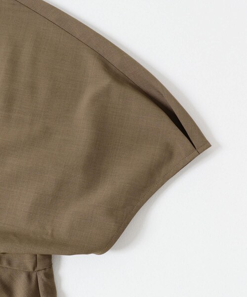 URBAN RESEARCH DOORS(アーバンリサーチドアーズ)の「ペプラムティアードブラウス(シャツ/ブラウス・レディース・INK BLACK/BROWN/BLUE・Free)」の22枚目の写真