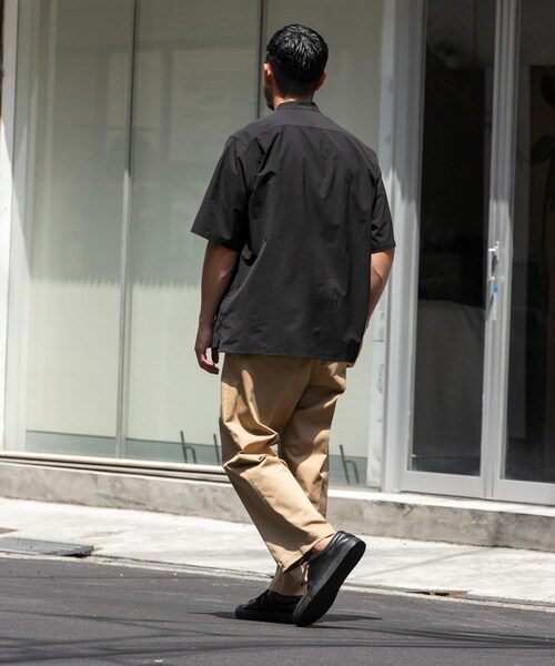 URBAN RESEARCH ROSSO（アーバンリサーチロッソ）の「『XLサイズあり』マイクロサッカーバンドカラー半袖シャツ（シャツ/ブラウス・メンズ・BLACK/NAVY/CHARCOAL/DARK BROWN・S/M/L/XL）」の10枚目の写真