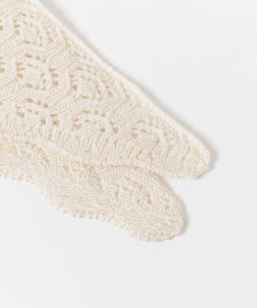 URBAN RESEARCH（アーバンリサーチ）の「THROW　SOPHIA（バンダナ/スカーフ・レディース・RED/WHITE/BLACK・-）」の6枚目の写真