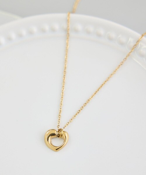 ROPE' PICNIC(ロペピクニック)の「ステンレスハートモチーフトップショートネックレス(ネックレス・レディース・ゴールド/シルバー・F)」の12枚目の写真