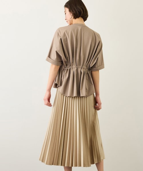 ROPE'(ロペ)の「シャイニープリーツスカート/イージーケア(スカート・レディース・ダークブラウン/ベージュ系・F)」の6枚目の写真