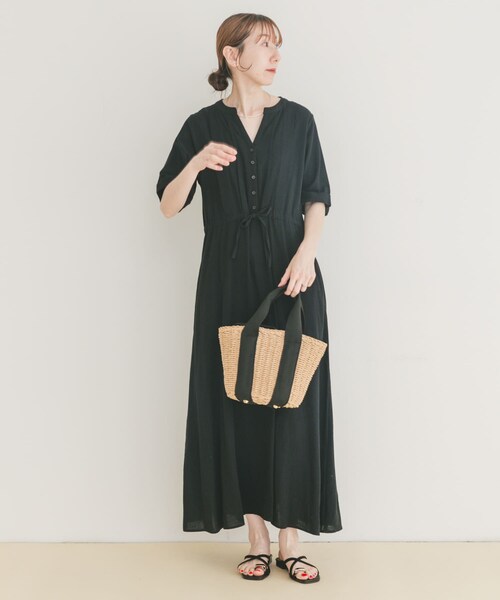 ITEMS URBANRESEARCH（アイテムズ アーバンリサーチ）の「ドライコットンタックワンピース（ワンピース・レディース・MOC/RED/BLK・FREE）」の8枚目の写真