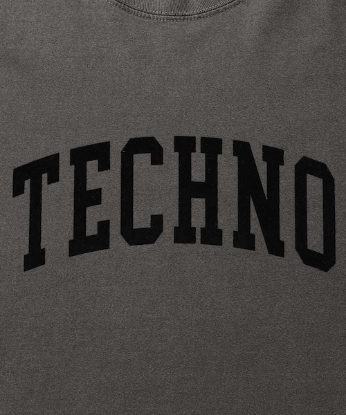 ADAM ET ROPE'（アダムエロペ）の「【ISNESS MUSIC/イズネス ミュージック】TECHNO T-SHIRT FL（Tシャツ/カットソー・メンズ・ブラック系/ホワイト・L/M）」の7枚目の写真