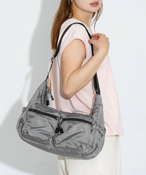 URBAN RESEARCH Sonny Label（アーバンリサーチサニーレーベル）の「グログラン2ポケットショルダーバッグ（ショルダーバッグ・レディース・グレー/ブラック・one）」の13枚目の写真