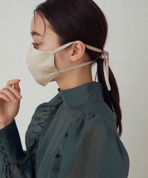 ADAM ET ROPE'（アダムエロペ）の「【WEB限定】シルクフォルムリボンマスク（その他・レディース・ブラック/キャメル/ベージュ/ピンク・F）」の13枚目の写真