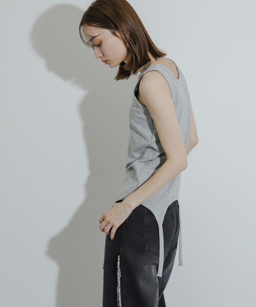 SENSE OF PLACE by URBAN RESEARCH（センスオブプレイスバイアーバンリサーチ）の「マルチウェイガータータンクトップ（タンクトップ・レディース・L.GRAY/OFF WHITE/CHARCOAL・one）」の14枚目の写真