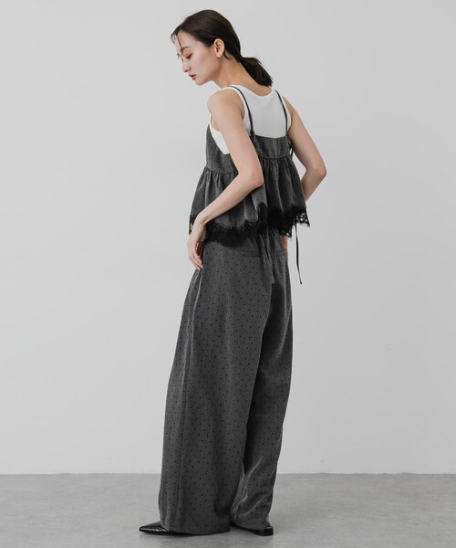 SENSE OF PLACE by URBAN RESEARCH(センスオブプレイスバイアーバンリサーチ)の「ドットツイルタックワイドパンツ(その他パンツ・レディース・GRAY/BROWN・One)」の8枚目の写真