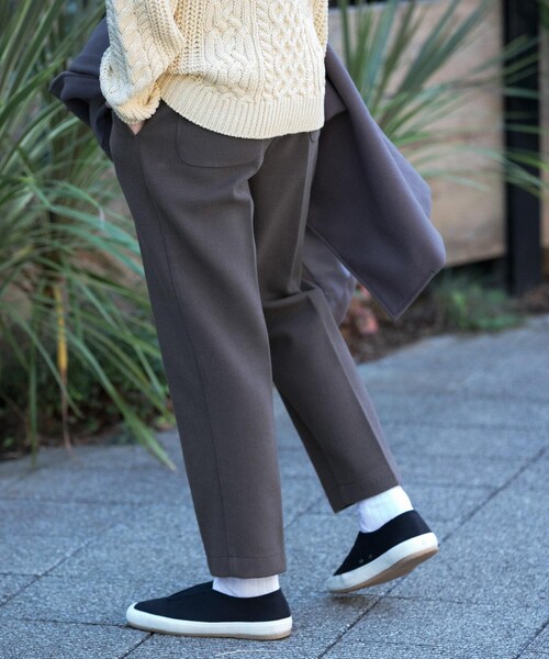 ITEMS URBANRESEARCH（アイテムズ アーバンリサーチ）の「ウールタッチ センタープレスパンツ（その他パンツ・メンズ・MOC/BLK/BRN・M/L）」の15枚目の写真