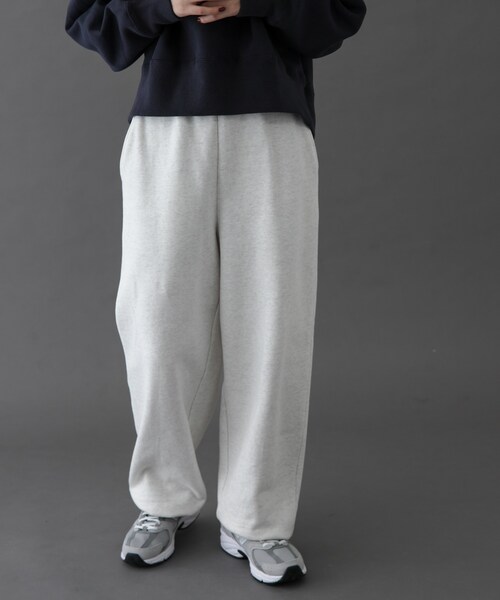 URBAN RESEARCH DOORS（アーバンリサーチドアーズ）の「FORK&SPOON　リサイクルコットン裏毛スウェットパンツ（スウェットパンツ・レディース・NAVY/OATMEAL/DARKPURPLE・1/2）」の18枚目の写真