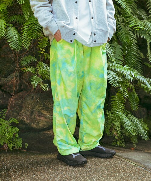 EKAL（エカル）の「『UR TECH』ナイロンタッサートラウザー（その他パンツ・メンズ・レイクサンリーフ/ネイビー/グラファイト・S/M/L）」の2枚目の写真