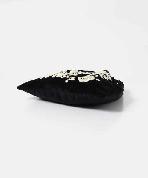 かぐれ（カグレ）の「Khadi&co　VELVET Embroidery Bag（ショルダーバッグ・レディース・NAT/BK・Free）」の7枚目の写真