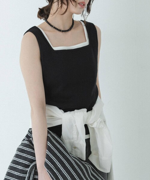URBAN RESEARCH Sonny Label(アーバンリサーチサニーレーベル)の「『UR TECH』スクエアネックタンクトップ(タンクトップ・レディース・オフ/ブラック/ブラウン・Free)」の2枚目の写真
