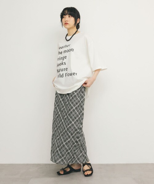 KBF（ケイビーエフ）の「シアーチェックIラインスカート（スカート・レディース・MOSS GRAY/BEIGE/BLUE・one）」の10枚目の写真
