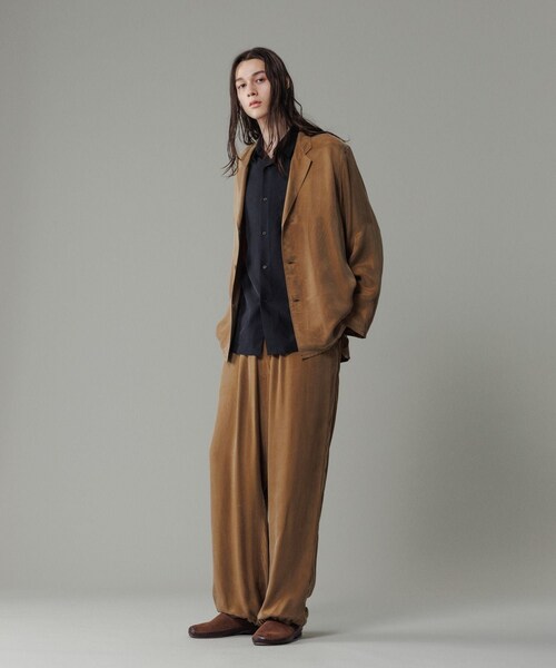 ADAM ET ROPE'（アダムエロペ）の「キュプラビスコース ワイドイージーパンツ  / セットアップ対応（その他パンツ・メンズ・ブラック系/スミクロ/キャメル系/カーキ・L/M）」の22枚目の写真
