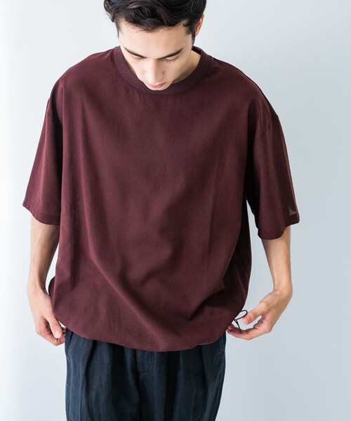 URBAN RESEARCH（アーバンリサーチ）の「『UR TECH DRYLUXE』高機能リネンTシャツ（Tシャツ/カットソー・メンズ・FADE BLACK/BEIGE/BURGUNDY・M/L）」の19枚目の写真