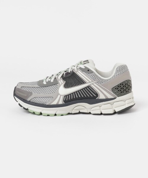NIKE　ナイキ ウィメンズ ズーム ボメロ 5