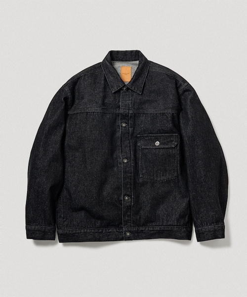 ADAM ET ROPE'(アダムエロペ)の「13oz デニムトラッカーズジャケット / ADAM ET ROPE' JEANS(デニムジャケット・メンズ・ブラック系/ネイビー・L/M/S)」の2枚目の写真