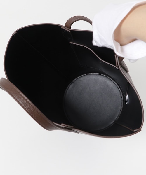 URBAN RESEARCH ROSSO（アーバンリサーチロッソ）の「&MyuQ　ERA MINI BAG（ハンドバッグ・レディース・WHITE/BLACK/BROWN・-）」の13枚目の写真