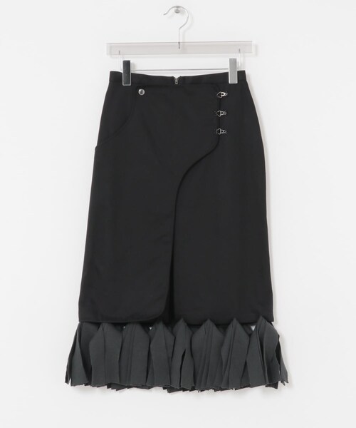 URBAN RESEARCH（アーバンリサーチ）の「TAN　LAYERED KNIT FRINGE SKIRT（スカート・レディース・BEIGE/BLACK・2）」の4枚目の写真