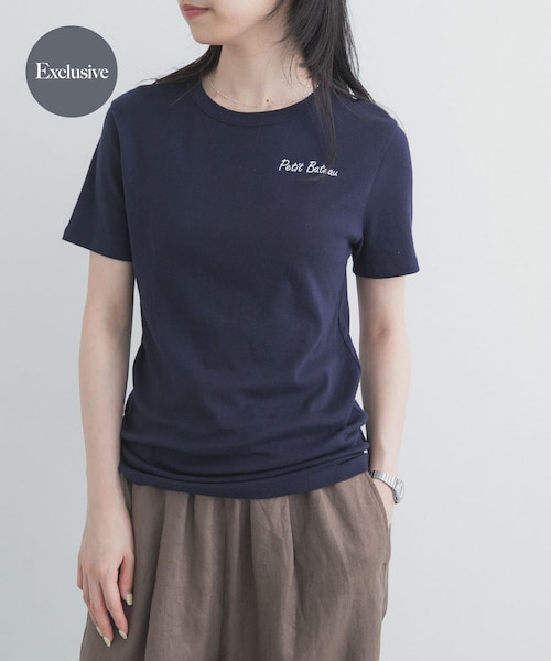 URBAN RESEARCH DOORS(アーバンリサーチドアーズ)の「『別注』PETIT BATEAU×DOORS EMBROIDERYT-SHIRTSCU(Tシャツ/カットソー・レディース・ECUME/BELUGA/SMOKING・S/M)」の3枚目の写真