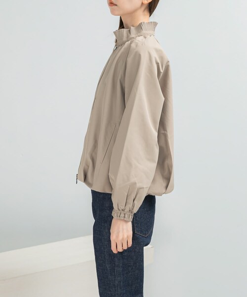 URBAN RESEARCH ROSSO（アーバンリサーチロッソ）の「MARILYN MOON　pleats twill blouson（ブルゾン・レディース・BLACK/BEIGE・Free）」の19枚目の写真