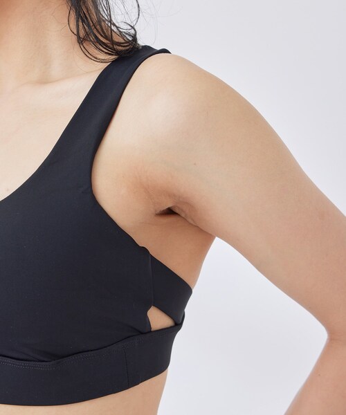 NERGY（ナージー）の「【VUORI】UV Stride Braブラトップ（ブラジャー・レディース・ブラック/ブルー系/オレンジ・S/XS）」の20枚目の写真