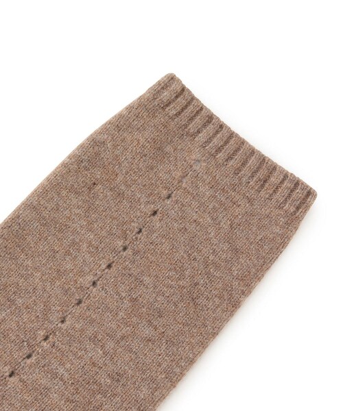 ADAM ET ROPE'（アダムエロペ）の「ilk sable legwarmers（レッグウォーマー・レディース・ベージュ系・F）」の2枚目の写真
