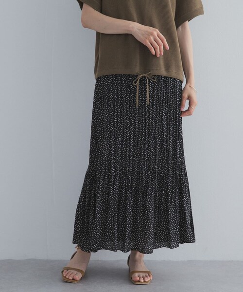URBAN RESEARCH DOORS(アーバンリサーチドアーズ)の「フラワードットプリーツスカート(スカート・レディース・BLACK/GRAY/NAVY・Free)」の5枚目の写真