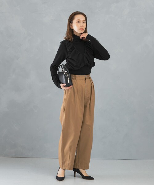 URBAN RESEARCH ROSSO（アーバンリサーチロッソ）の「タックカーブパンツ（その他パンツ・レディース・brown/camel・36/38）」の19枚目の写真