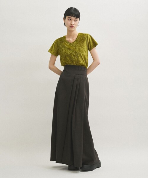 ADAM ET ROPE'（アダムエロペ）の「クラッシュベロアTシャツ（Tシャツ/カットソー・レディース・オフホワイト/ダークブラウン/モスグリーン/ブルー系/ピンク・F）」の10枚目の写真