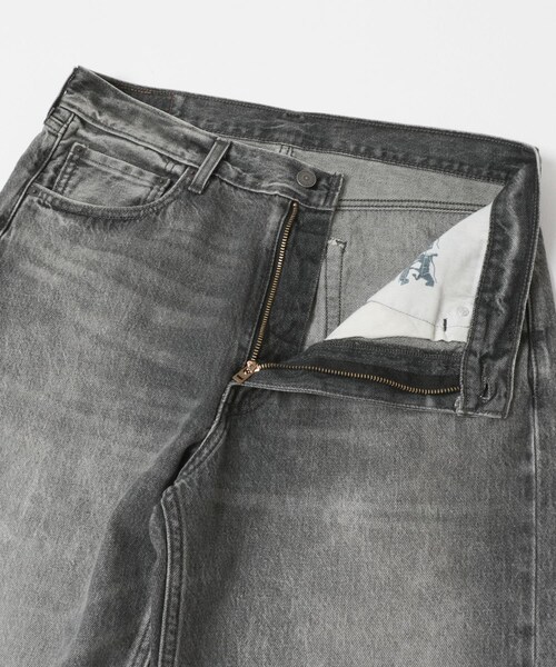 URBAN RESEARCH DOORS(アーバンリサーチドアーズ)の「LEVI’S EXCLUSIVE 565(その他パンツ・メンズ・BLACK USED・28/30/32/34/36)」の4枚目の写真