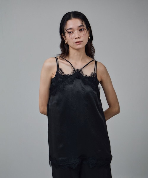 ADAM ET ROPE'(アダムエロペ)の「リバーレース2WAYキャミソール(キャミソール・レディース・ブラウン/ブラック・F)」の6枚目の写真