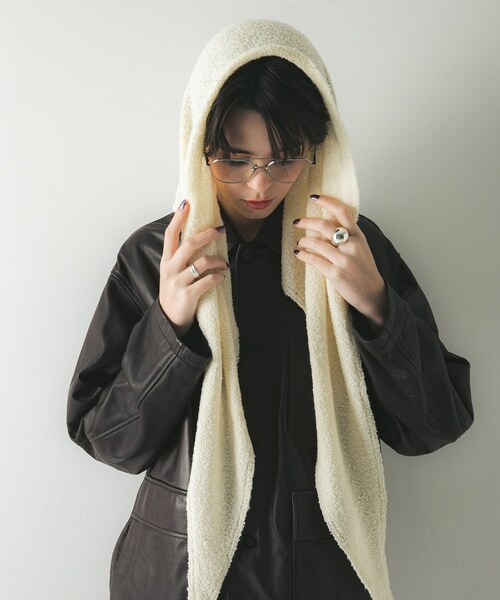 URBAN RESEARCH（アーバンリサーチ）の「ウールカシミヤサンカクストール（ストール/ショール・レディース・WHITE/RED/NAVY・-）」の6枚目の写真