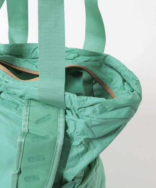 URBAN RESEARCH DOORS(アーバンリサーチドアーズ)の「patagonia TERRAVIARRAVIA TOTE PACK(バックパック/リュック・レディース・BLK/AQST/FDMG・One)」の13枚目の写真