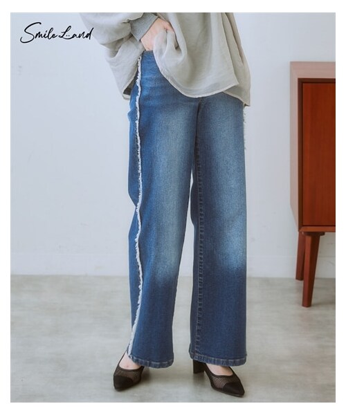 nissen（ニッセン）の「＜大きいサイズ＞ サイドフリンジストレッチデニムパンツ（パンツ・レディース・ネイビー/ライトブルー・L/LL/3L/4L/5L/6L/8L/10L）」の3枚目の写真