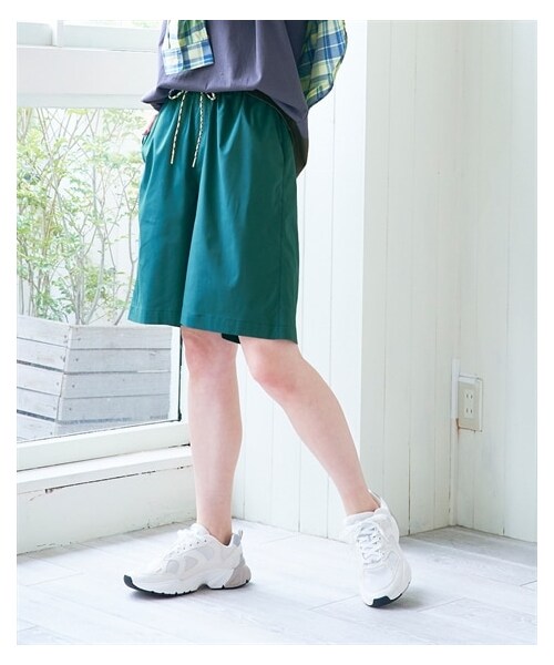 nissen（ニッセン）の「大きいサイズ【水陸両用】うすカルストレッチＡラインハーフパンツ（ゆったりヒップ）（パンツ・レディース・ベージュ/マリンピンク/シーグリーン/ネイビー・L/LL/3L/4L/5L/6L/8L/10L）」の10枚目の写真