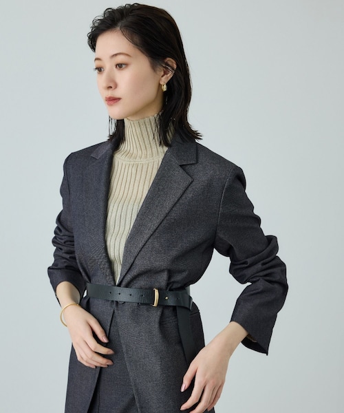 ROPE'（ロペ）の「トリアセツイル シングルテーラードジャケット(デニムライク)/セットアップ対応（テーラードジャケット・レディース・ブラック/ネイビー系・36/38）」の3枚目の写真
