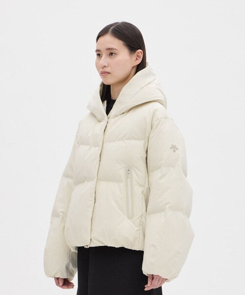 ADAM ET ROPE'(アダムエロペ)の「【J'aDoRe・店舗限定】【MIZUSAWA DOWN(水沢ダウン)】DOWN JACKET CAMELIA(ダウンジャケット/コート・レディース・ブラック/オフホワイト・M/S)」の9枚目の写真