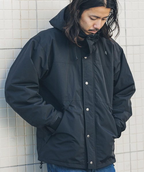 URBAN RESEARCH Sonny Label（アーバンリサーチサニーレーベル）の「『撥水』CORDURAマルチマウンテンパーカー（マウンテンパーカー・メンズ・ブルー/ブラック/カーキ・M/L/XL）」の2枚目の写真