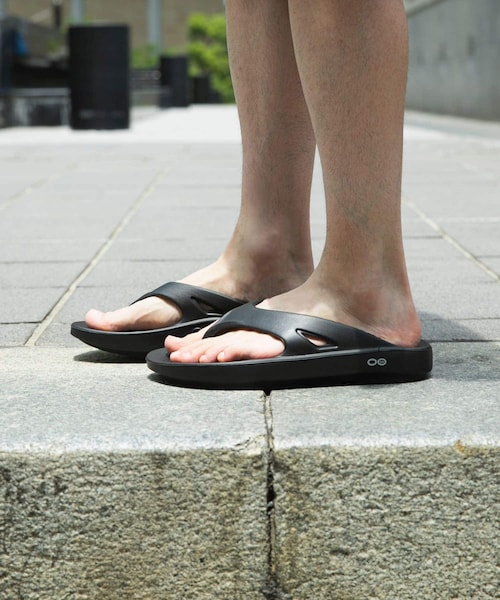 URBAN RESEARCH DOORS(アーバンリサーチドアーズ)の「OOFOS OORIGINAL(サンダル・メンズ・BLACK/SLATE/NOMAD/MOONSTONE/OCEAN BLUE・26/27/28/29)」の11枚目の写真