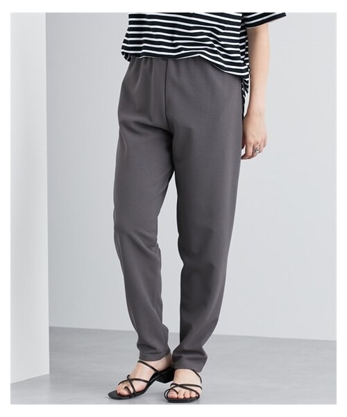 nissen（ニッセン）の「大きいサイズ　きちんと見え楽ちんイージーテーパードパンツ（ゆったりヒップ）（パンツ・レディース・スモーキーピンク/ディープグレー/マリンネイビー/黒/ディープグリーン/ラベンダー・L/LL/3L/4L/5L/6L/8L/10L）」の15枚目の写真