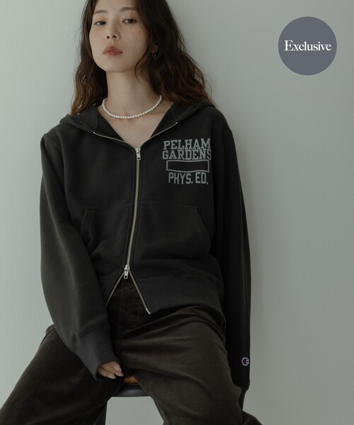URBAN RESEARCH Sonny Label（アーバンリサーチサニーレーベル）の「『別注』Champion×Sonny Label　スウェットジップフーディー（パーカー・レディース・オフブラック/ヘザーグレー/オートミール・one）」の4枚目の写真