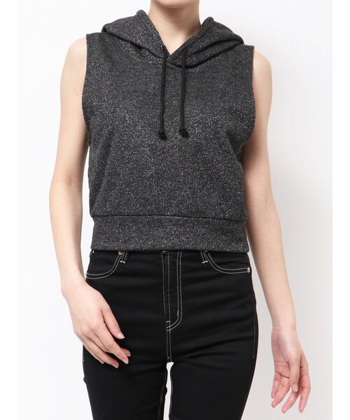 GYDA（ジェイダ）の「GG GLITTERノースリショートスウェットパーカー（パーカー・レディース・ライトグレー/ブラック・F）」の2枚目の写真