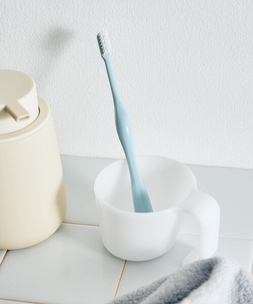 URBAN RESEARCH DOORS（アーバンリサーチドアーズ）の「DOORS LIVING PRODUCTS　歯ブラシ（その他雑貨・メンズ・クールブルー/グレー・-）」の2枚目の写真