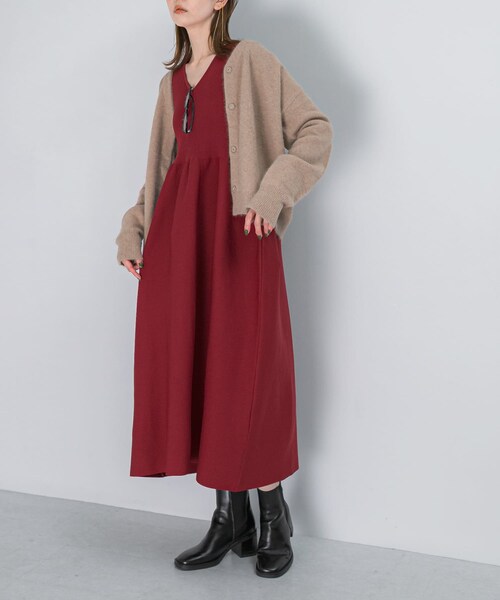 URBAN RESEARCH ROSSO（アーバンリサーチロッソ）の「『WEB/一部店舗限定』フォルムシルエットVネックリブワンピース（ワンピース・レディース・MOCHA/DARK RED/NAVY・36/38）」の6枚目の写真