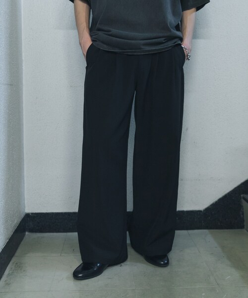 SENSE OF PLACE by URBAN RESEARCH(センスオブプレイスバイアーバンリサーチ)の「サイドタックワイドスラックス(その他パンツ・メンズ・IVORY/BLACK/NAVY・M/L)」の16枚目の写真