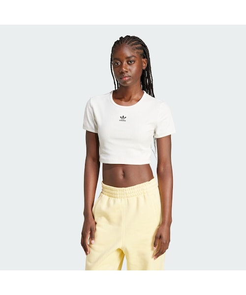adidas（アディダス）の「エッセンシャルズ リブ Tシャツ（トップス・レディース・ブラック/クラウドホワイト/ホワイト/ブラウン・XS/S/M/L/XL/2XL/J/3XL/3XL/5XL/J/XS/J/S/J/M/J/L/J/XL/J/2XL）」の2枚目の写真