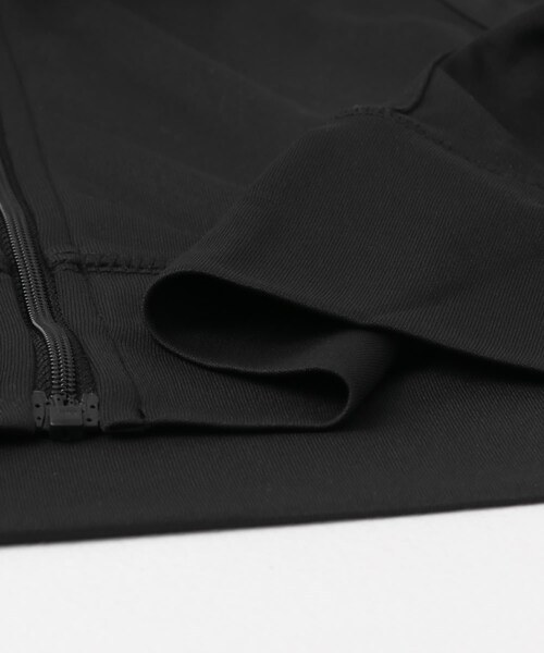 URBAN RESEARCH Sonny Label（アーバンリサーチサニーレーベル）の「BILLABONG　ZIPUP HOODED LOGO RASHGUARD（パーカー・レディース・WHT/BLK・M）」の10枚目の写真